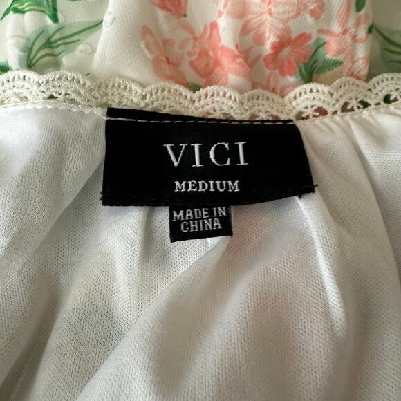 VICI Floral Chiffon Puff Sleeve Mini Dress Size M - Picture 4 of 10